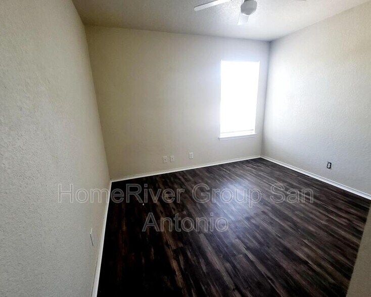 Building Photo - 8015 Thicket Pass