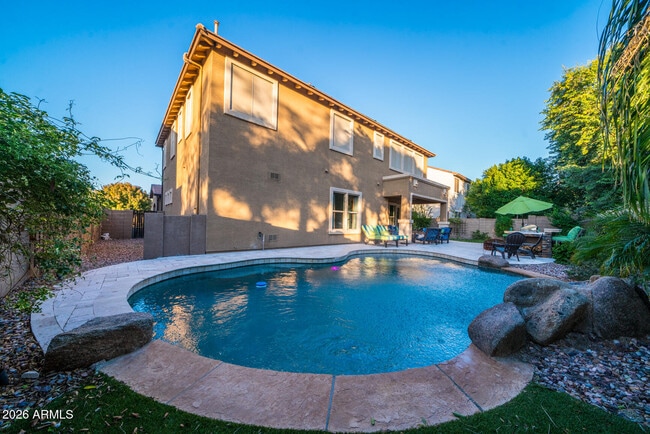 Building Photo - 2681 E Hampton Ln