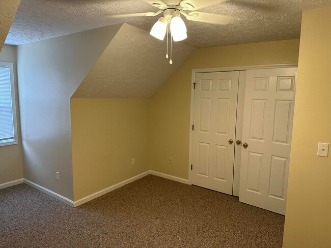 Building Photo - 1021 Excel Ct