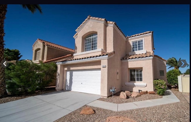 Building Photo - 2420 Silver Shadow Dr