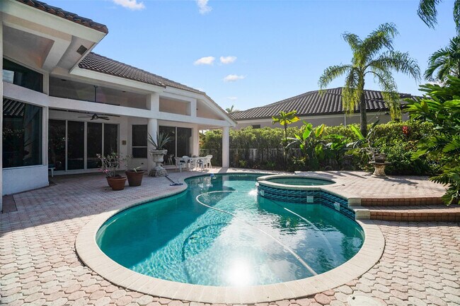 Building Photo - 1012 SW 156th Ave