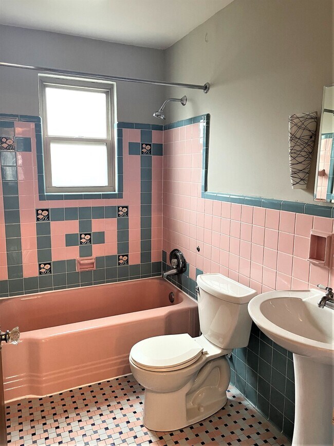 Floorplan - Cincinnati Premier Living*