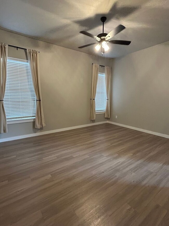 Building Photo - Beautiful Home in North Park