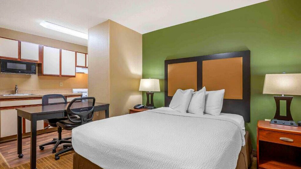 Building Photo - 200 Meijer Dr