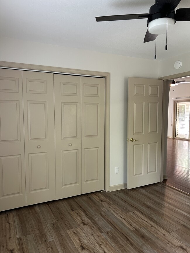 Building Photo - 129 Ivy Ln