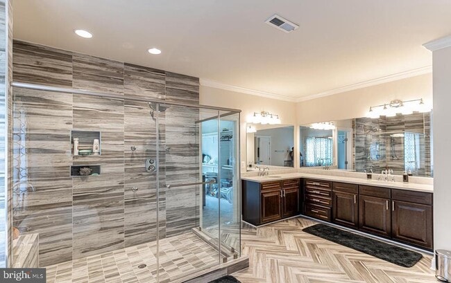 Building Photo - 6626 Ivy Hill Dr