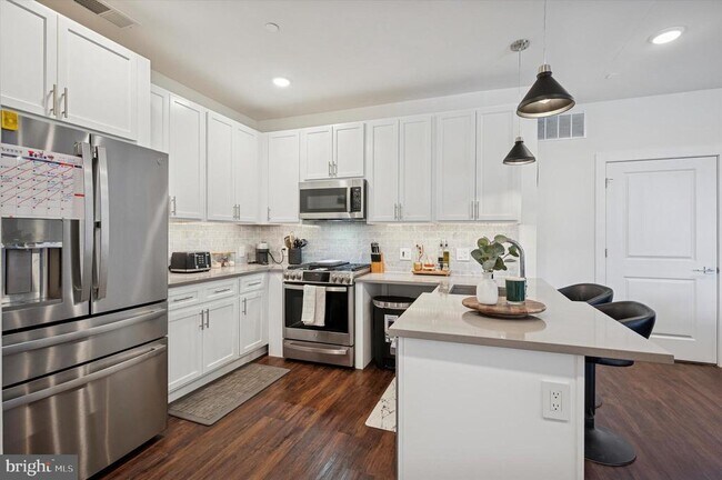 Building Photo - 1148 N 2nd St