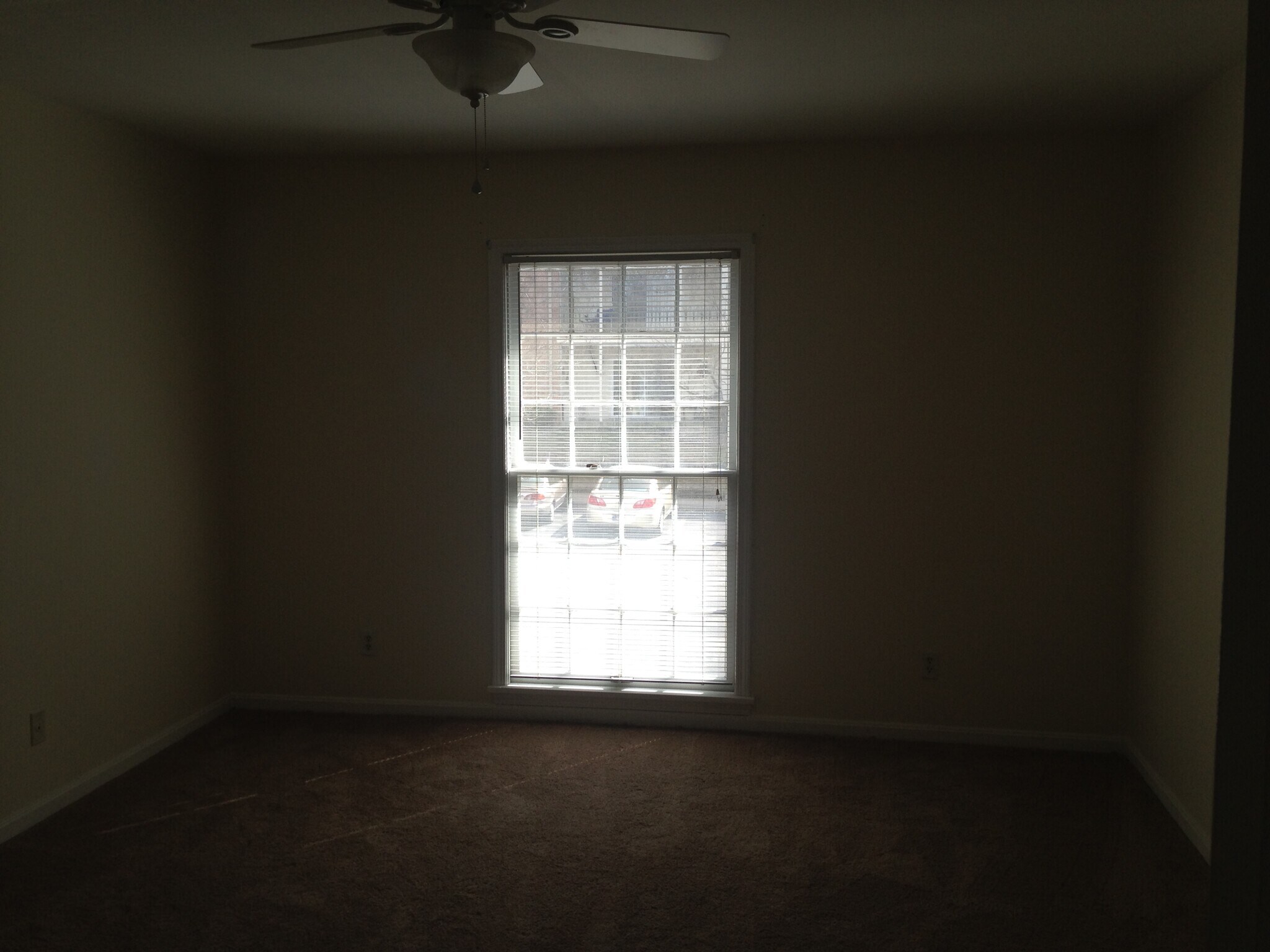 Building Photo - 809 Highwood Dr