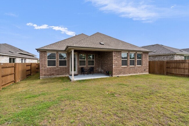 Building Photo - 129 Smokebush Trail