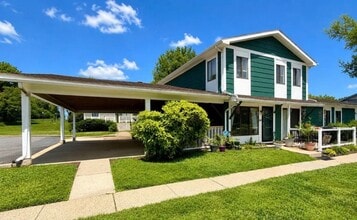 Building Photo - 64 Woodway Dr