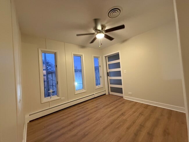 Building Photo - 2435 N 76th Ct