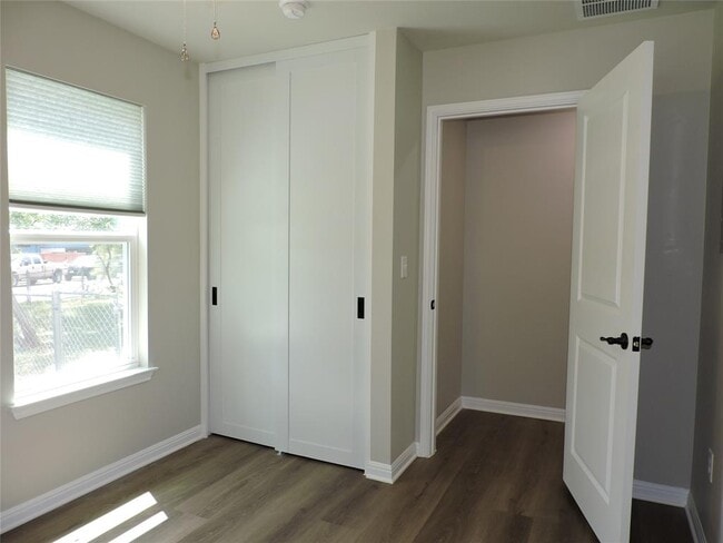 Building Photo - 6908 Rufus Dr