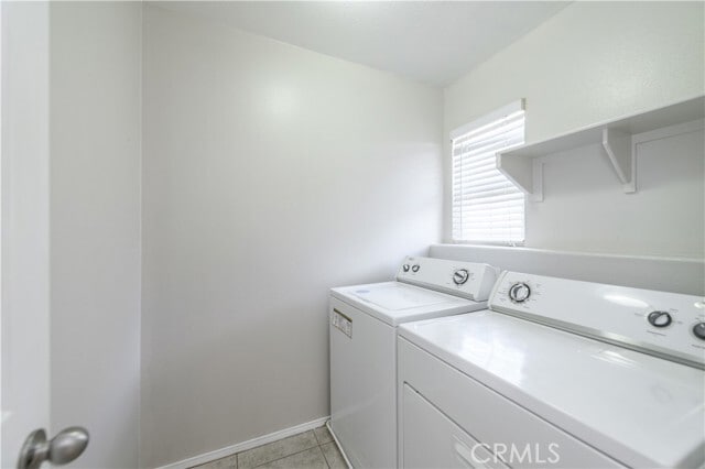 Building Photo - 502 N Placer Privado