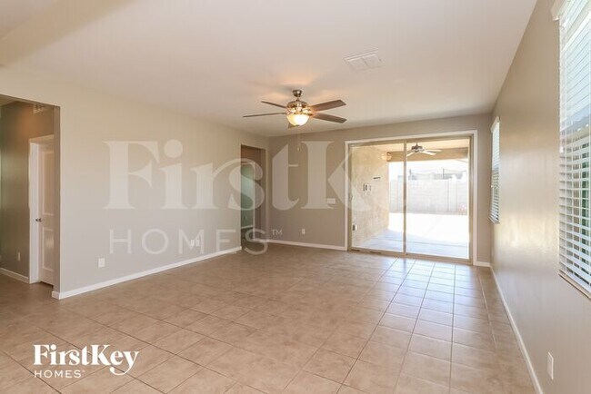 Building Photo - 4052 S 101st Ln