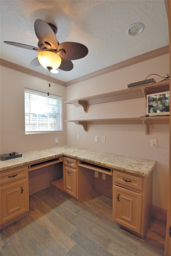 Building Photo - 11315 Waxwood Dr