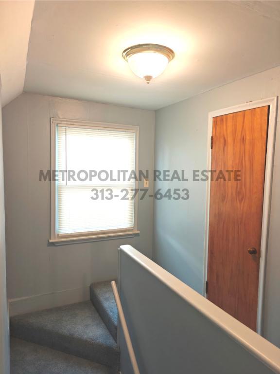 Building Photo - 1409 Royal Ave