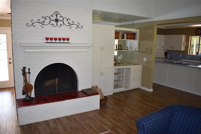 Building Photo - 3214 Wedgewood Cir