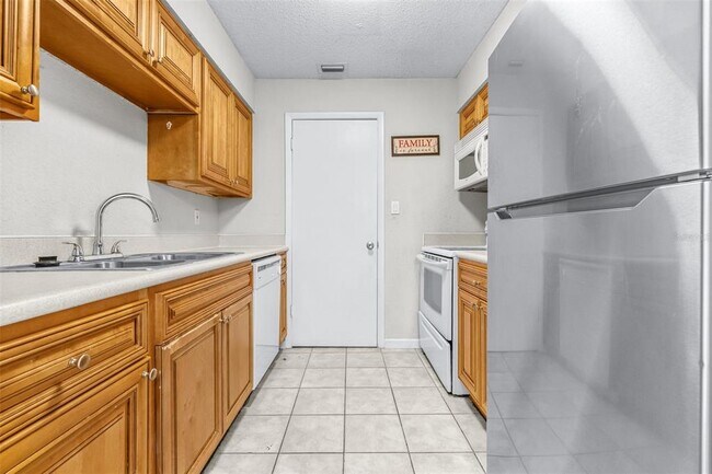 Building Photo - 13287 Arbor Pointe Cir