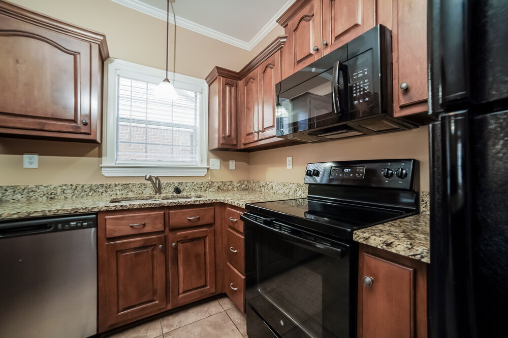 Building Photo - 2733 Graystone Dr