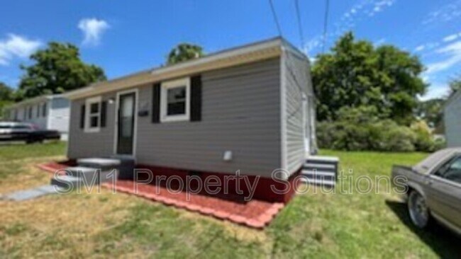 Building Photo - 1309 Pearson St