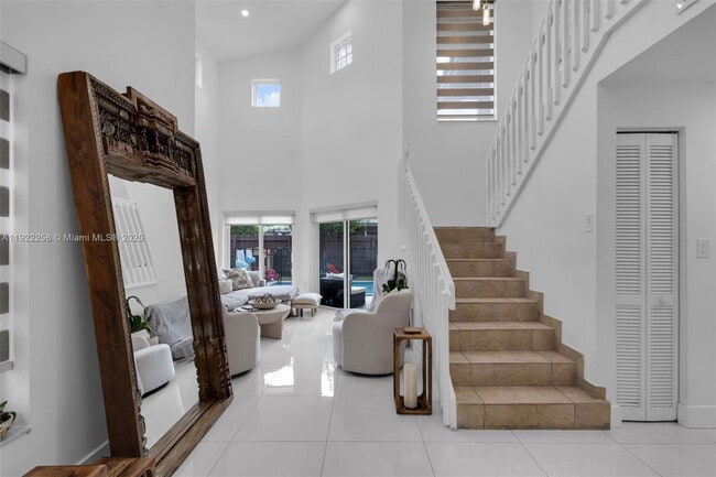 Building Photo - 15452 SW 50th Terrace