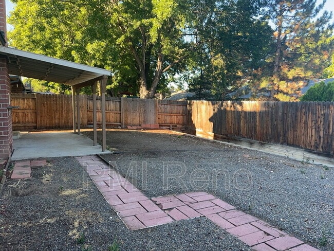 Building Photo - 3358 Candelaria Dr