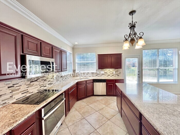 Building Photo - 6458 Riverside Dr