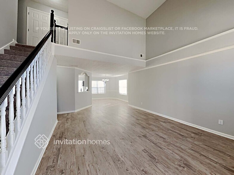 Building Photo - 1020 Ivey Ln