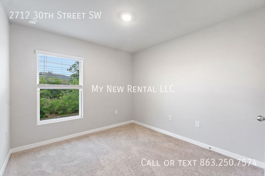 Building Photo - 2712 30th St SW