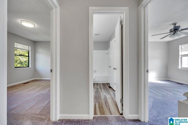 Building Photo - 5530 St James St