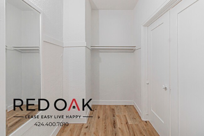 Building Photo - 739 Normandie Ave