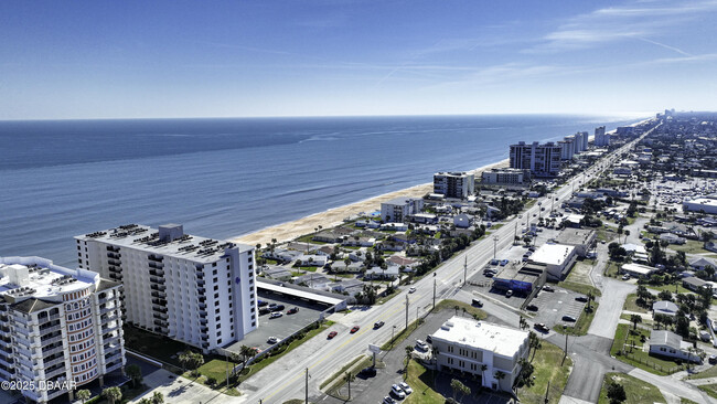 Building Photo - 1415 Ocean Shore Blvd