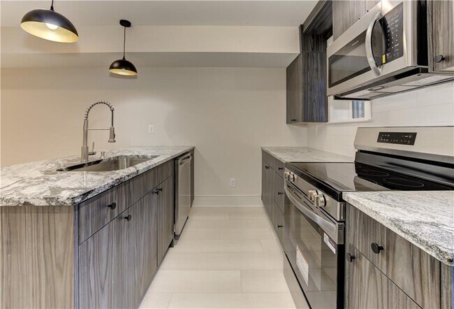 Building Photo - 83 26th St NW