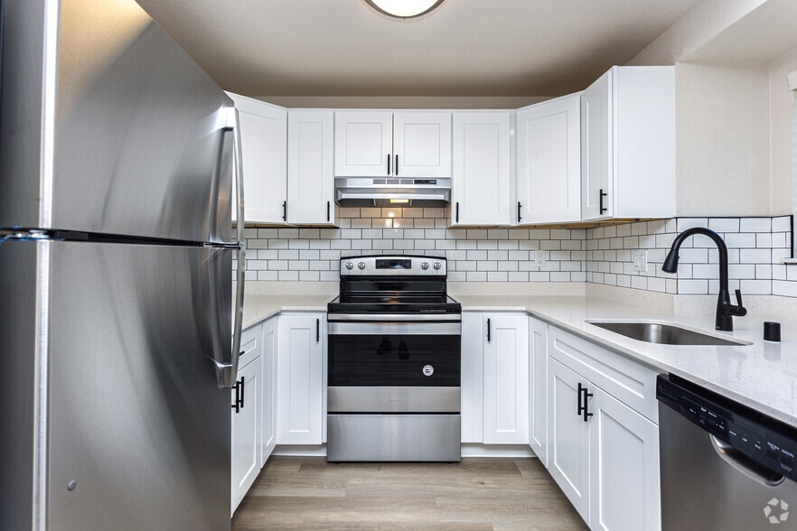 Primary Photo - Westhampton