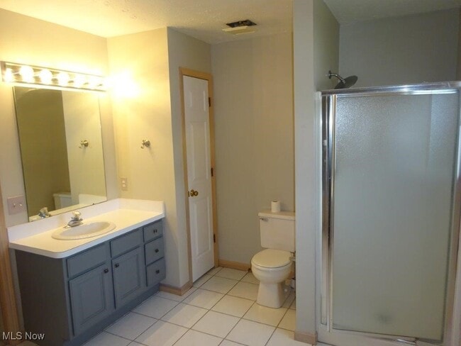 Building Photo - 1050 Mazepa Trail