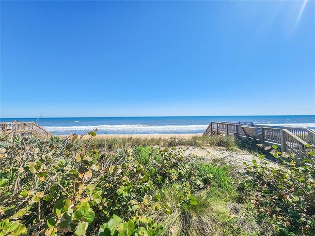 Building Photo - 44 Sea Vista Dr