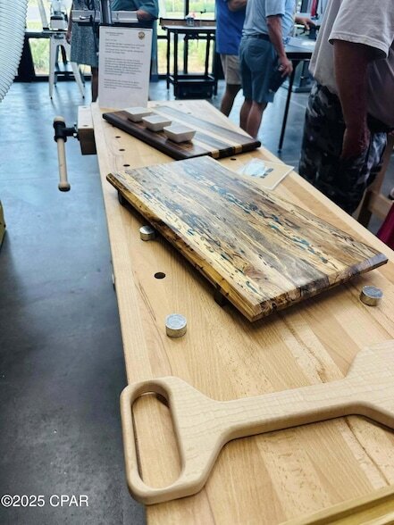 Building Photo - 8958 Parrot Pl