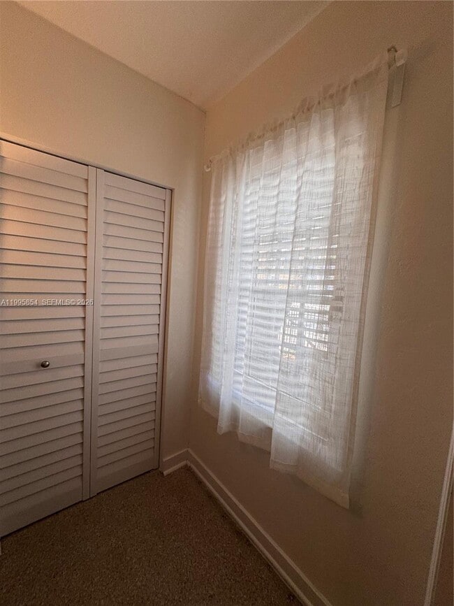 Building Photo - 510 76th St