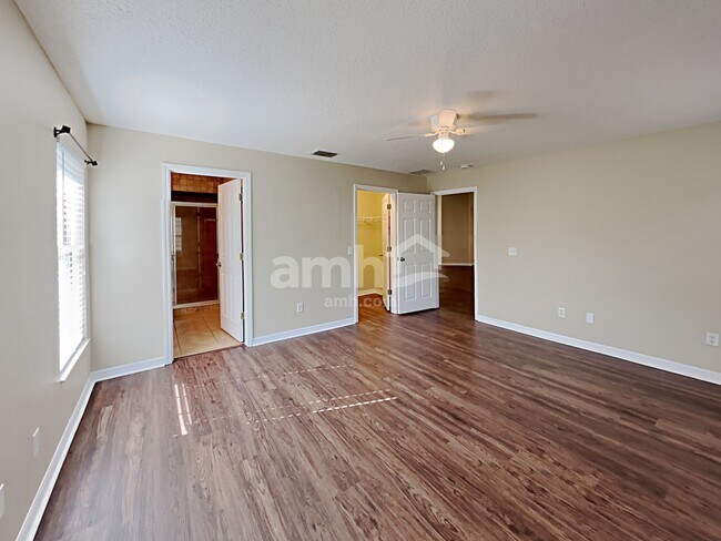 Building Photo - 315 Morningview Dr