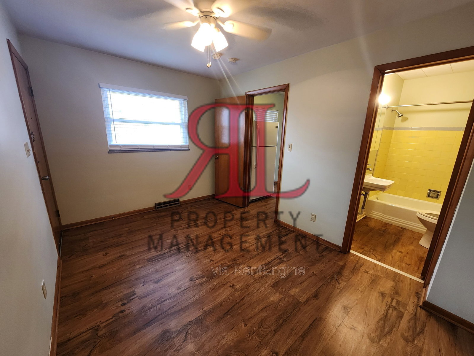 Building Photo - 3023 Darfield Pl