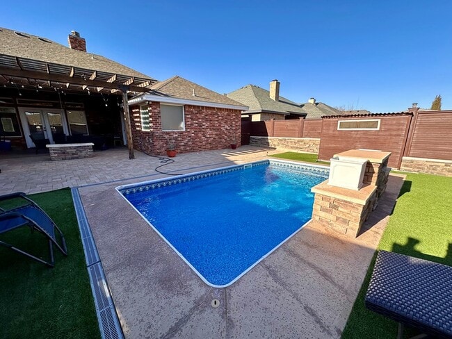 Building Photo - 5205 Greathouse Ave