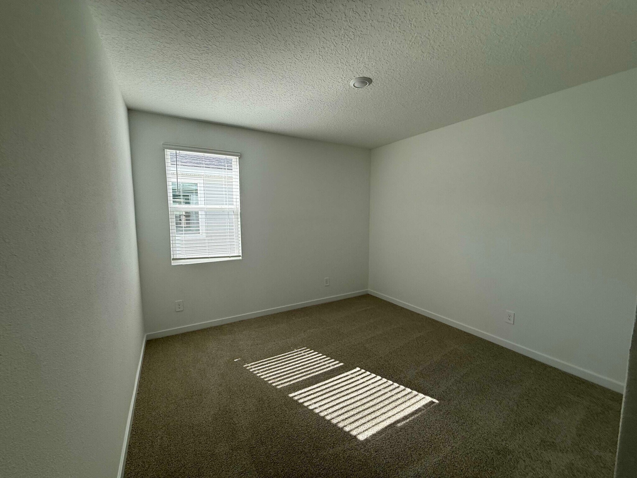 Building Photo - 74 Tequesta Ct