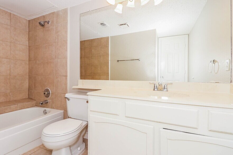 Building Photo - 309 Chasmier Way