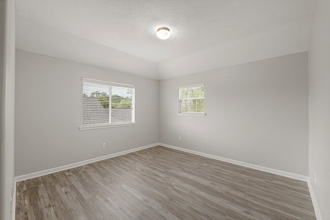 Building Photo - 2934 Cypress Island Dr