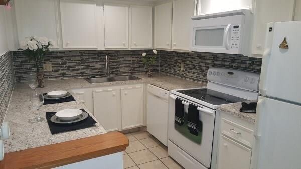 Building Photo - 733 SE 1st Way