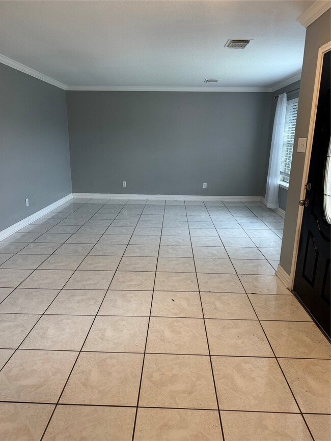 Building Photo - 11123 Cayman Mist Dr