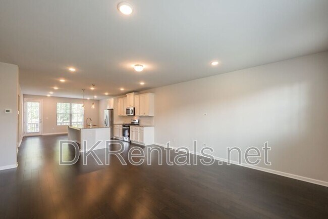 Building Photo - 2182 Talmai Dr