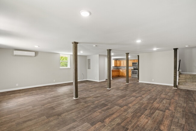 Building Photo - 3302 Possum Trot Rd