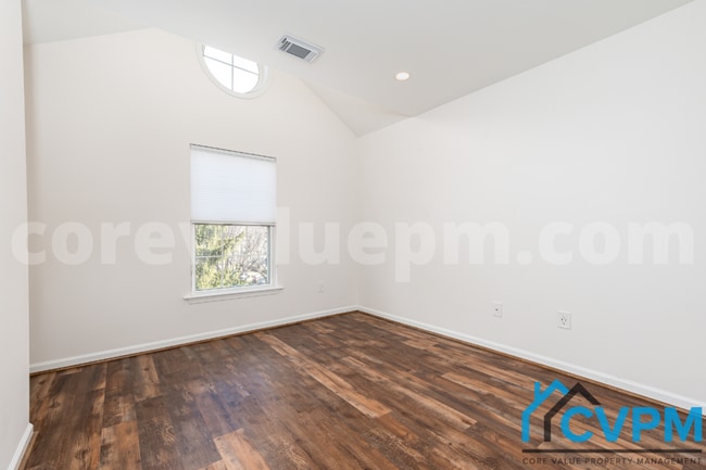 Building Photo - 6331 Wild Swan Way