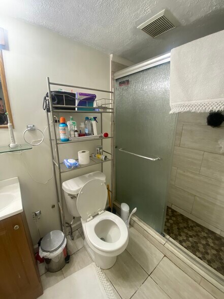 Building Photo - 49 Hemenway St